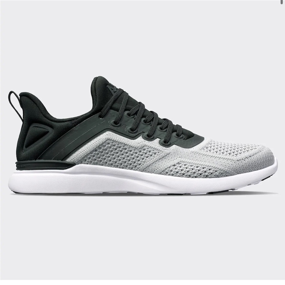 APL Women’s TechLoom Tracer in Black Cement White